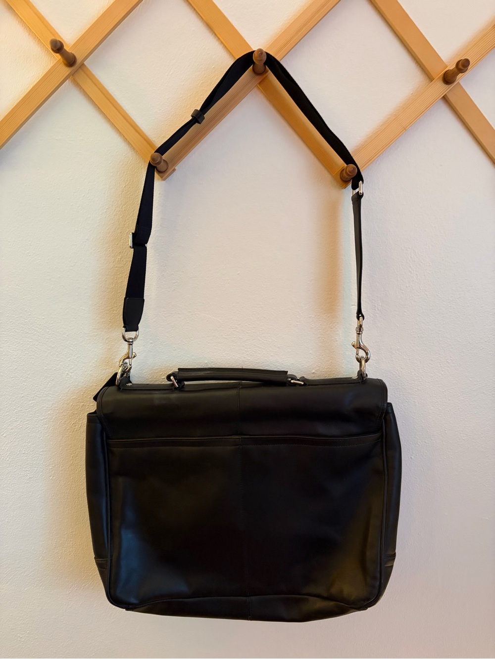 Coach Black Leather Men's Messenger Briefcase - Picture 2 of 8